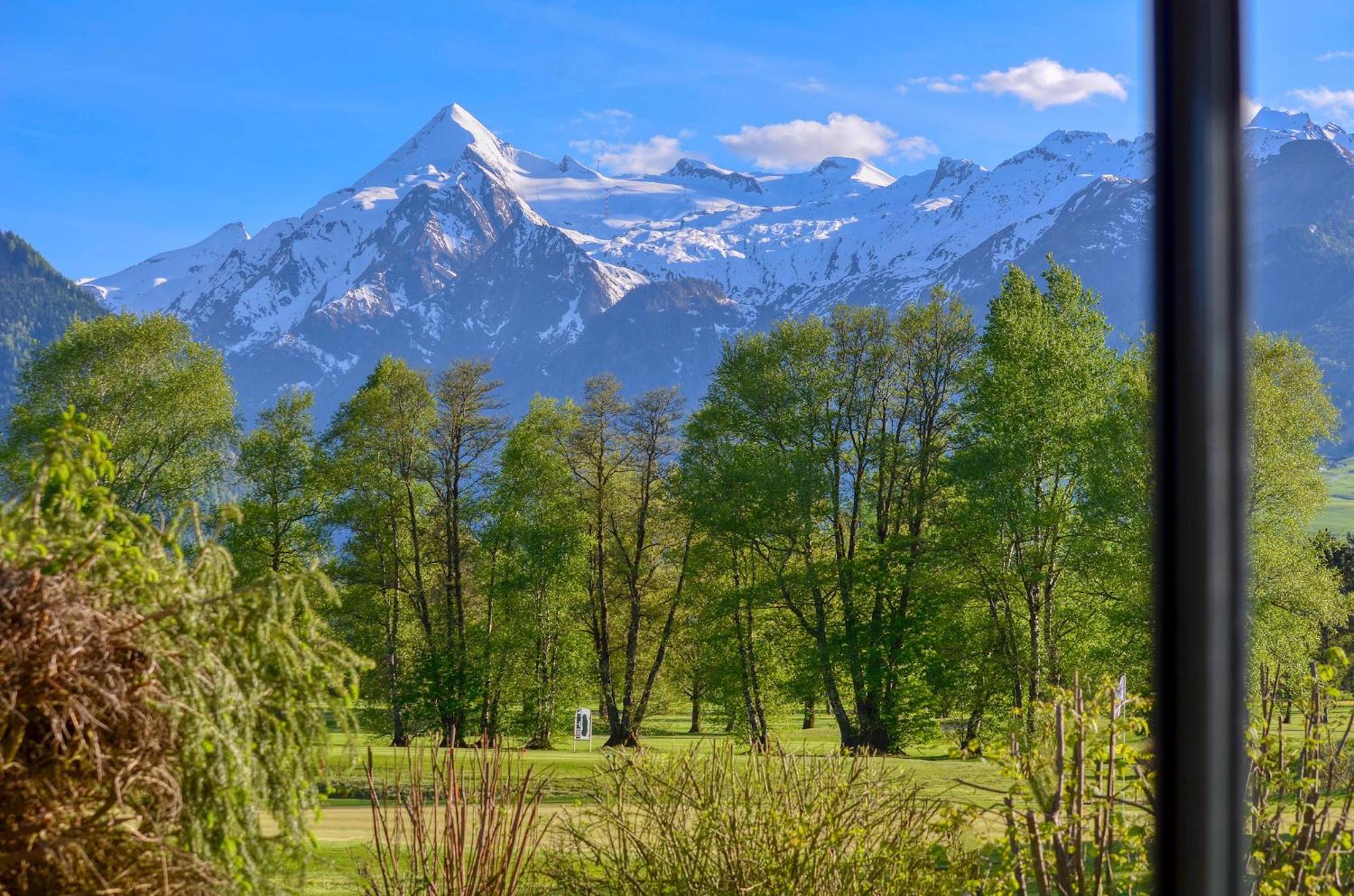 Golf & Glacier View - By Alpen Apartments ツェル アム ゼー エクステリア 写真